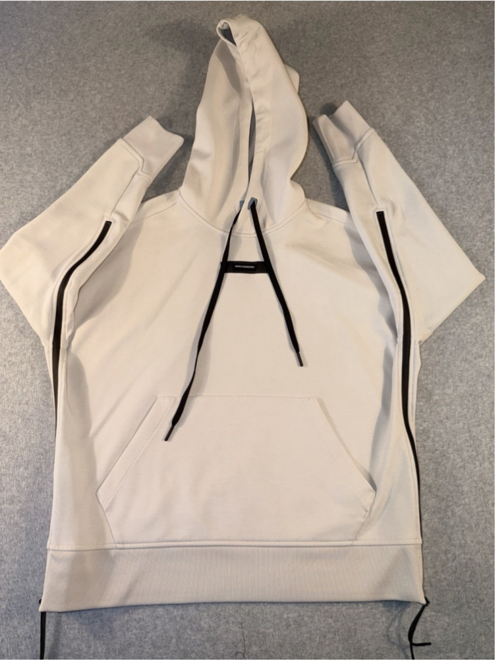 On Running Hoodie Womens XS Cream Beige Pullover Side Zip Vents Kangaroo Pocket